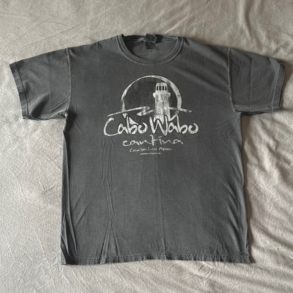 Men’s Large Cabo Wabo Cantina shirt in great shape